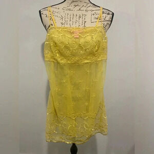 Victoria’s Secret Y2K Vintage sheer camisole nightgown yellow size medium